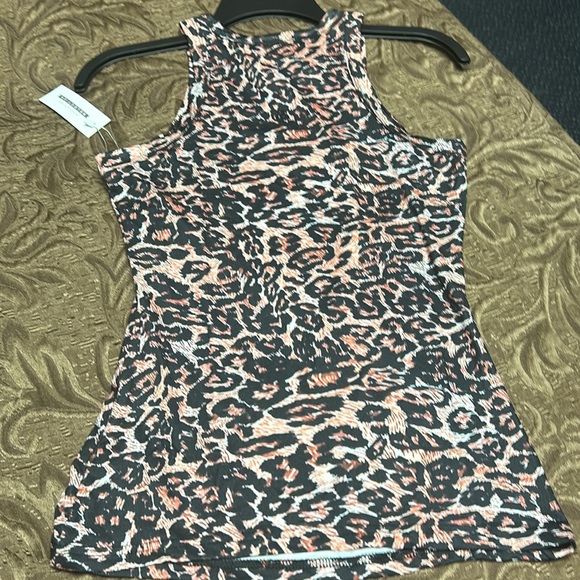 CBR women small stretch top; - Picture 8 of 10